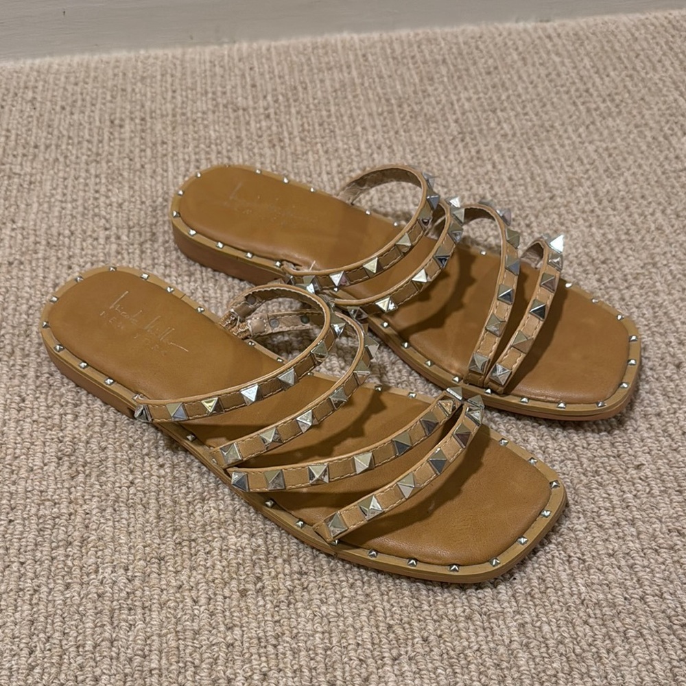 Nicole Miller New York Studded Tan Sandals- Women’s size 8.5